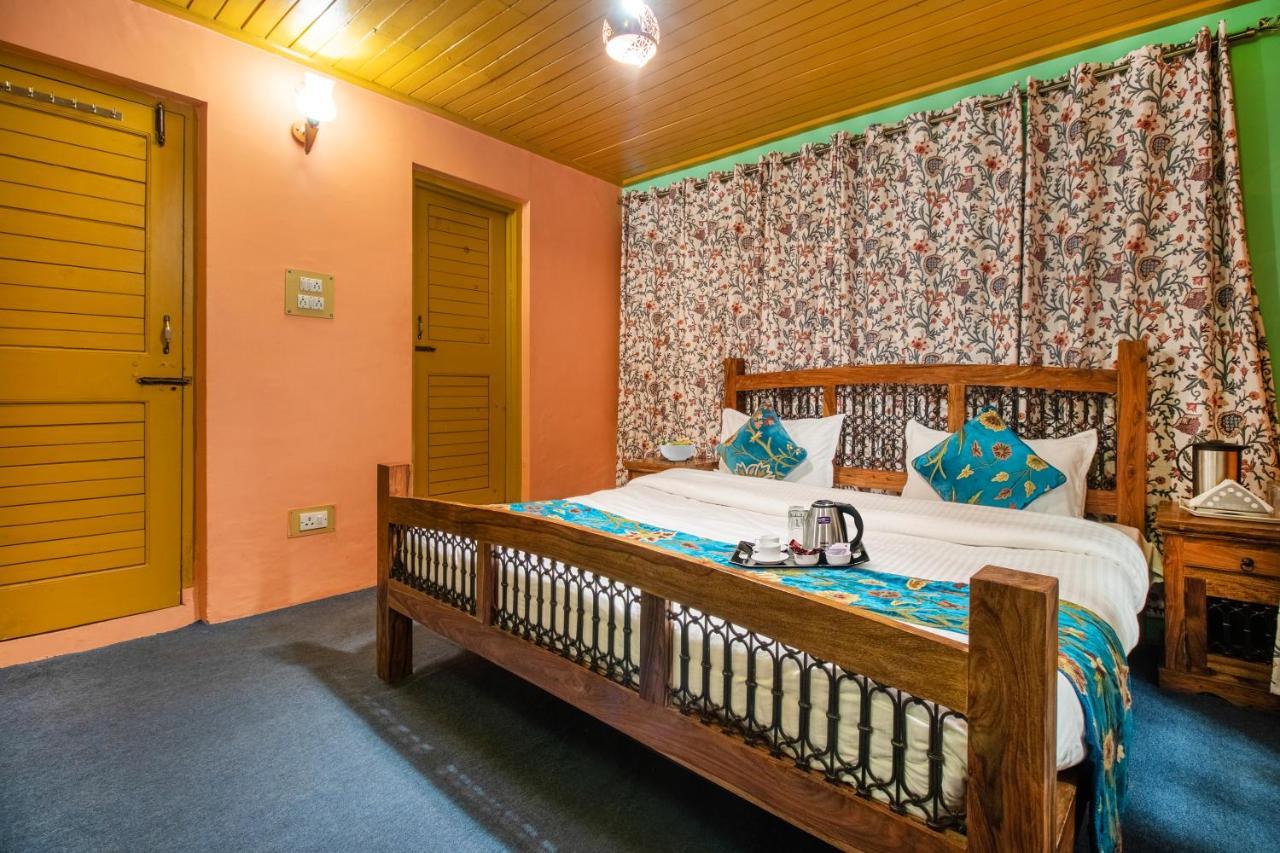 Hotel Little Silver Pahalgām Buitenkant foto
