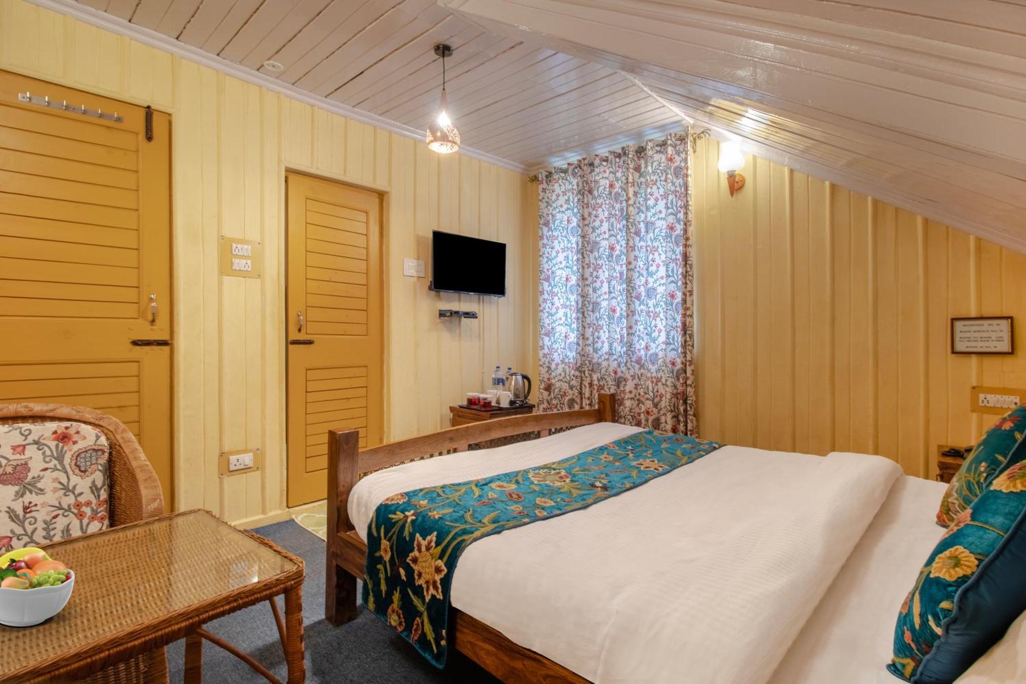 Hotel Little Silver Pahalgām Buitenkant foto
