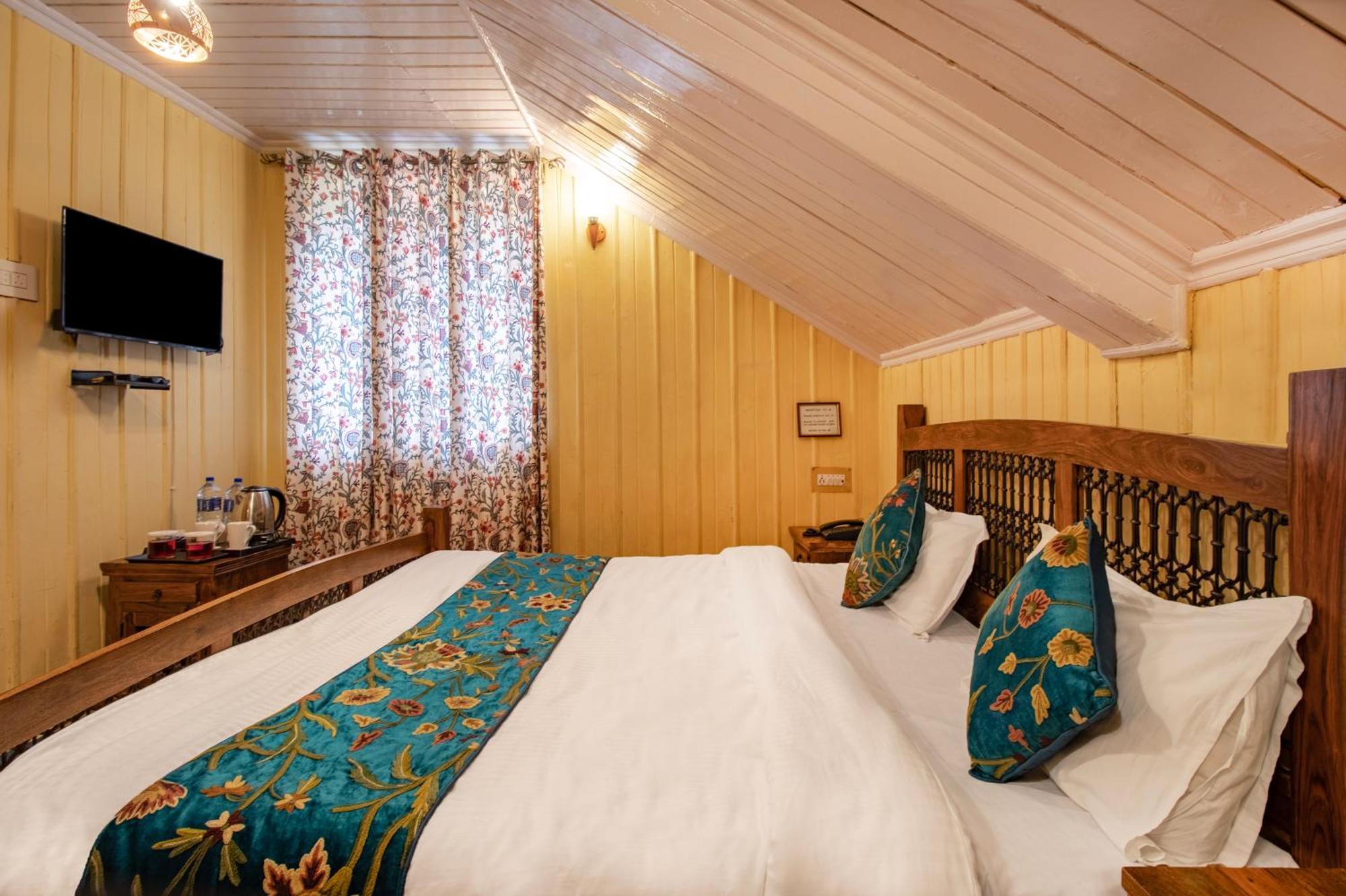 Hotel Little Silver Pahalgām Buitenkant foto